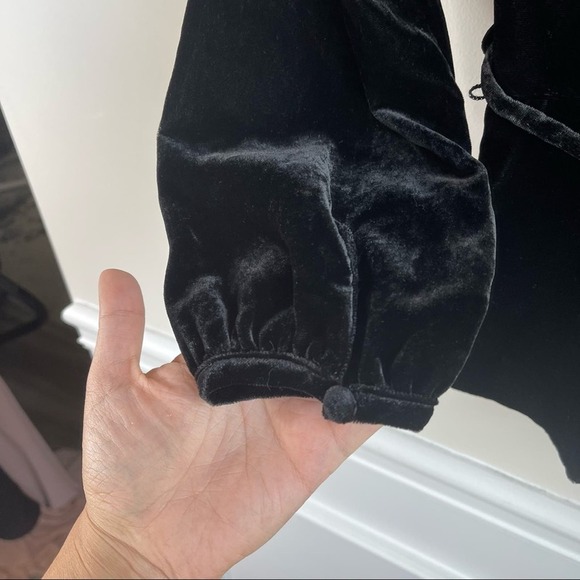 J Crew black velvet faux wrap‎ long sleeve top size 0 - Picture 4 of 6